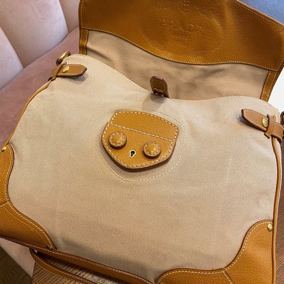 Prada handbag - Picture 6 of 12